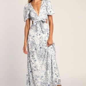 Lulus Stroll The Avenues White Floral Print Tie-front Maxi Dress - Size M